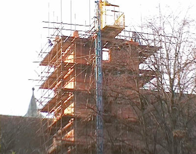 Dostavba věže ke kostelu sv Floriána