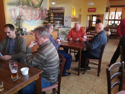 Vánoční turnaj v&nbsp;mariáši 1